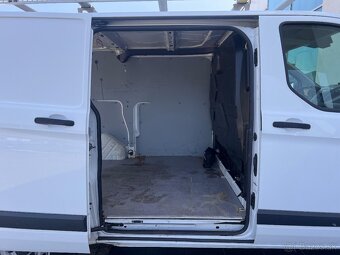 Prenájom dodávky Ford Transit Custom - 6