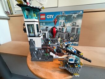 LEGO 60130 LEGO City Prison Island - 6