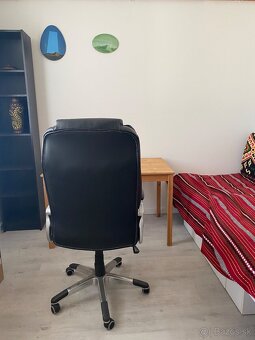 4- izbový rodinný dom v centre Rajky na prenajom. - 6