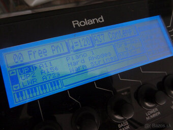 Roland G-800 Workstation/Arranger + Roland púzdro - 6