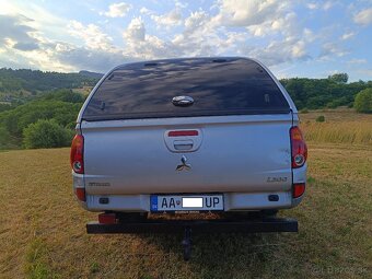 Mitsubishi L200 - 6