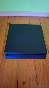 PS4 Slim 500 GB ako nová + 2 ovládače + kamera, top stav - 6