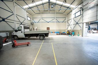 Na predaj moderná hala s administratívnym a sociálnym zázemí - 6