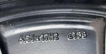 NANUQ   originá škoda alu disky 4x112 225 45 R17 - 6