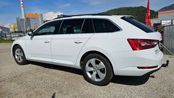Škoda Superb Combi 2.0 TDI SCR Style - 6