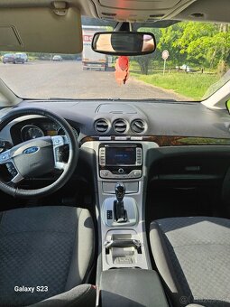 Ford galaxy - 6