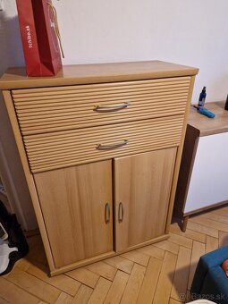 Jedálenský stôl  a 3x skriňa/komoda buk v top stave - 6