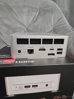 MiniPC MinisForum Ryzen 7 8745H / 32GB RAM / 512GB SSD /780M - 6