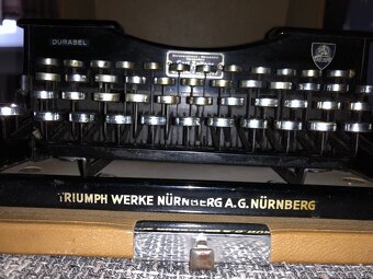 TRIUMPH - 6