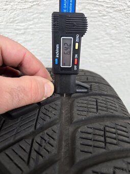 Kvalitné Zimné Pirelli Scorpion 255/50 R19 hĺbka dezénu 6.5 - 6