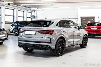 Audi RSQ3 - 6