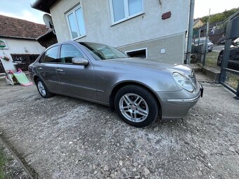 Predám Mercedes Benz E320 4MATIC - 6