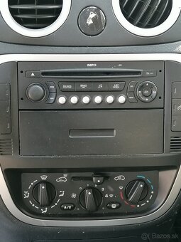 Predám Citroen C 3 - 6