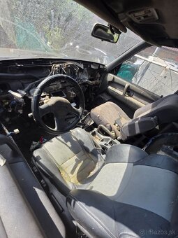 Opel Monterey 3.1 - 6