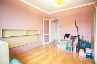 Veľký 3-izbový byt s balkónom blízko stanice, Nové Zámky – 8 - 6