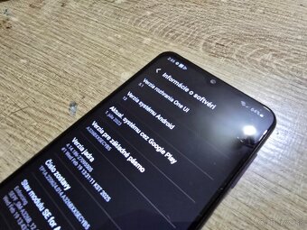 Samsung A32 5G plnefunkcny telefon s nabijacim kablom bratis - 6