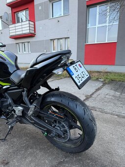 Kawasaki Ninja 650 - 6