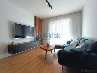 Krásny dvojizbový byt v Green Avenue s dvomi garážovými stát - 6