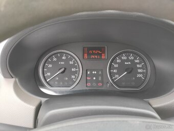 Dacia sandero 1.6 2009 - 6