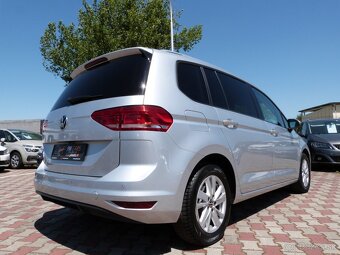 Volkswagen Touran 2.0 TDI Comfortline - 6