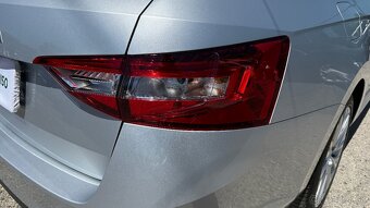 Škoda Superb Combi 2.0 TDI SCR Style DSG - 6