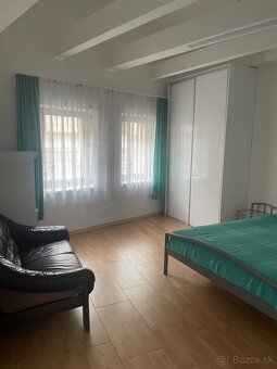 na prenajom 2izb. byt v Komarne, centrum - 6