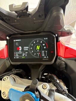 Predám ducati multistrada v4s - 6