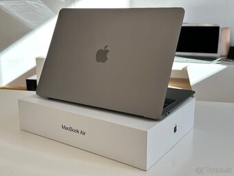 MacBook Air 2019 / 1 rok záruka / Batéria vo výbornom stave - 6