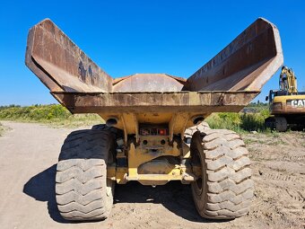 CATERPILLAR 730 - 6
