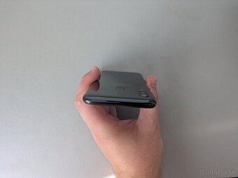 Samsung Galaxy A20e v dobrom stave - 6