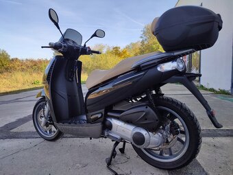Piaggio Carnaby 125 - 6