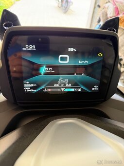 Predám skúter Voge 350 SR4 max - 6