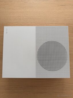 Xbox One S 1TB - 6