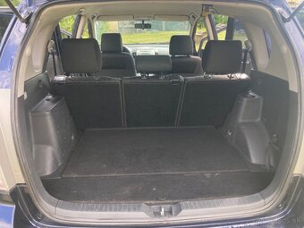 Toyota corolla verso - 6