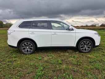 Predám Mitsubishi Outlander 2,2 DI-D, 4WD - 6
