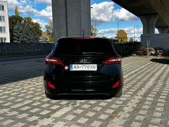 Hyundai i30 Kombi 1.6 CRDi - 6