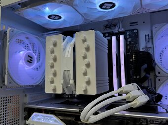 Ryzen 9 7950X3D\32GB\RTX 4070Ti\SSD\850W Zdroj - 6