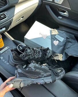 Balenciaga 3XL - 6