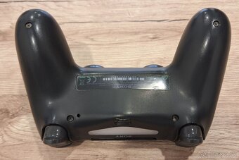 Sony PS4 slim 850GB - 6