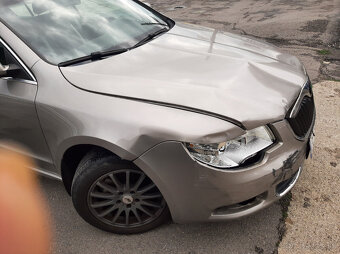 Predám Škodu Superb TDI - 6