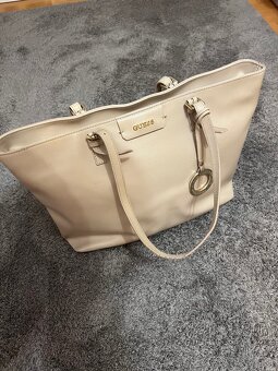 Krásna elegantná kabelka GUESS - 6