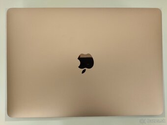 MacBook Air 2020 | i7 • 8GB • 256GB SSD - 6