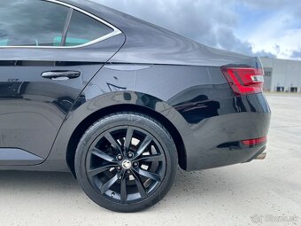 Škoda Superb 2,0tdi - 6