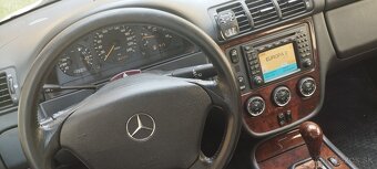 Mercedes ML400 V8 - 6