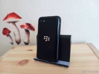 BlackBerry zbierka OS10 - 6
