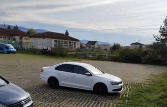 Vw Jetta 2013 - 6