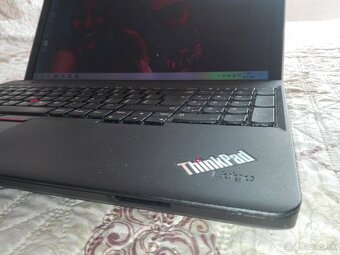 Lenovo. Intel i5. 15,6". 500 GB . 8 GB RAM. nVidia 6GB. - 6
