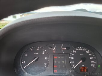 Renault Thalia 1.2 16V (2009) – lacné, spoľahlivé a úsporné - 6