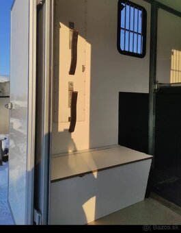 Mercedes prepravnik na kone - 6