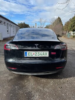 Tesla Model 3 Standard Range Plus (Premium) - 6